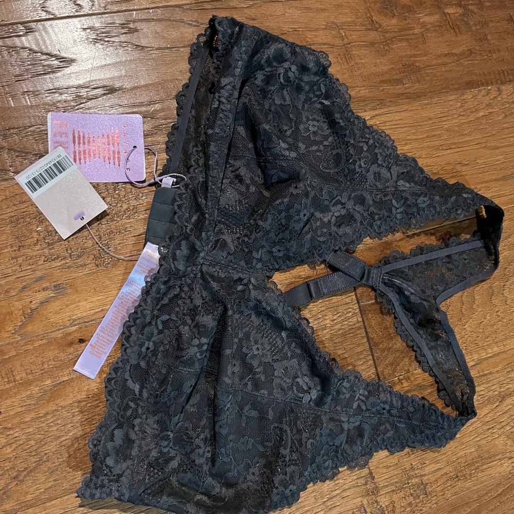 Savage X Fenty Black Floral Lace Bralette